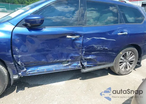 2017 Nissan Pathfinder S/Sv/Sl/Platinum z USA, uszkodzony, nr VIN 5N1DR2MN5HC610748